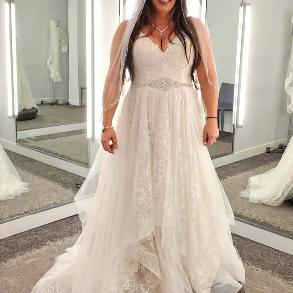 Wedding dress